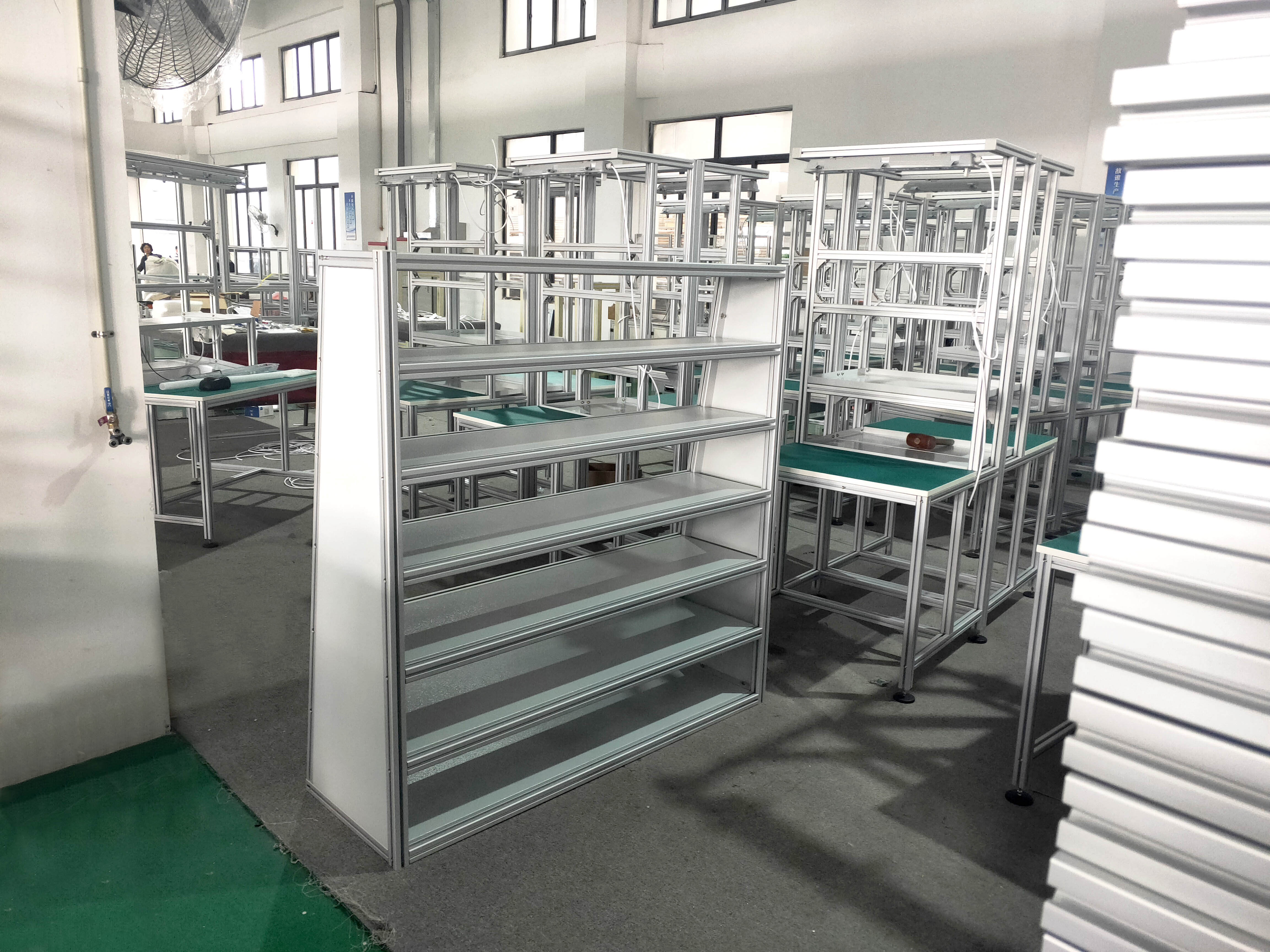 泰州鋁合金框架廠家，用8080型材搭建哪類框架？